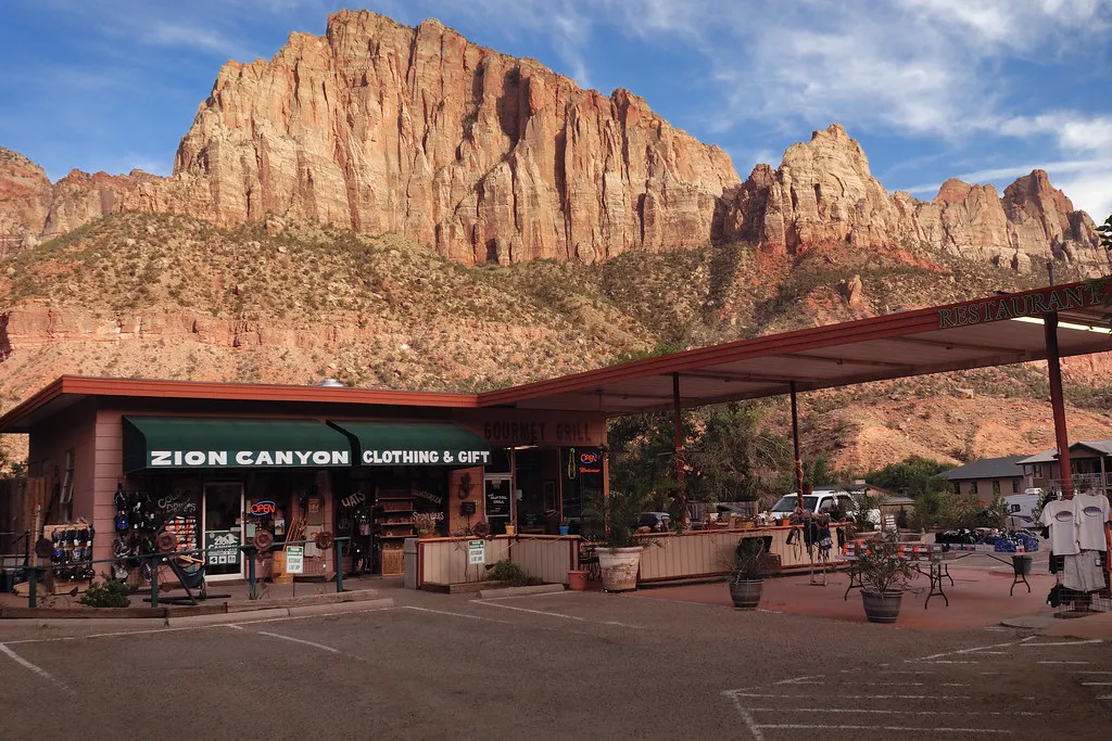 post-18 Best Zion National Park Restaurants​: Inside and Outside